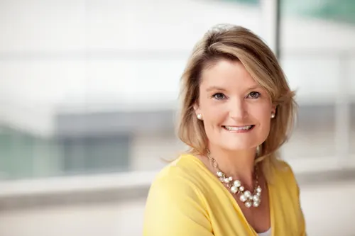 Cindy Holscher